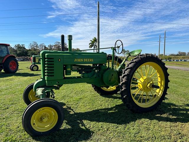 Image of John Deere B equipment image 4