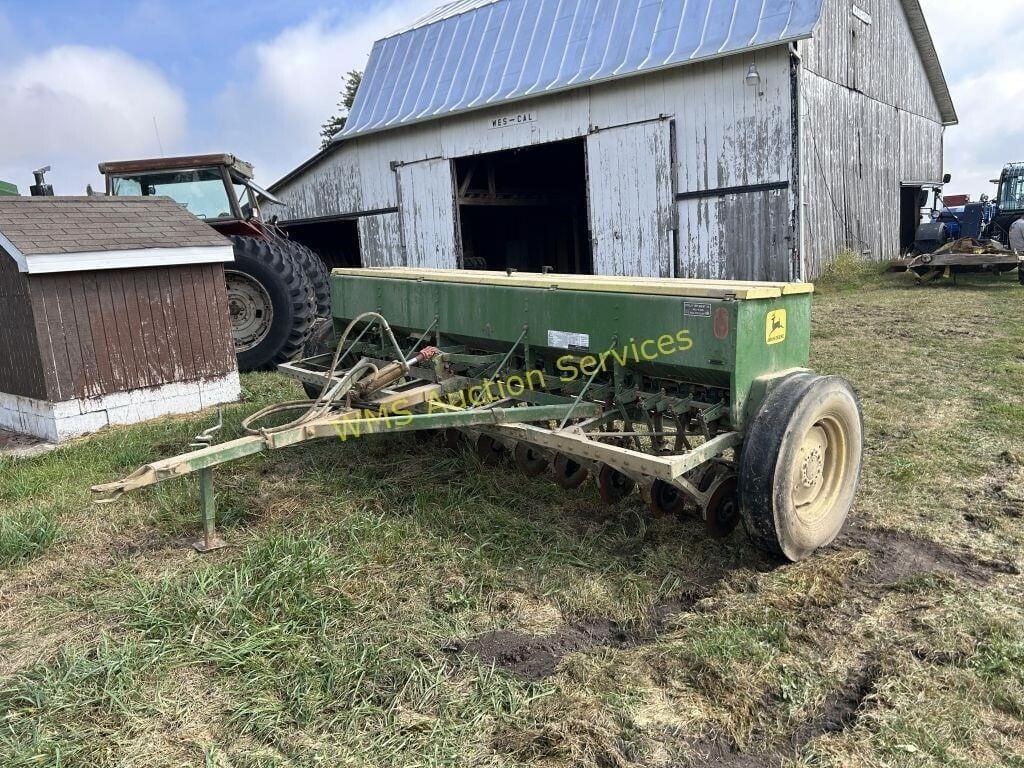 Image of John Deere B217C Primary image