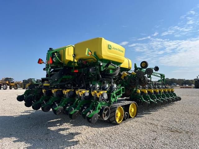 Image of John Deere DB60 equipment image 3