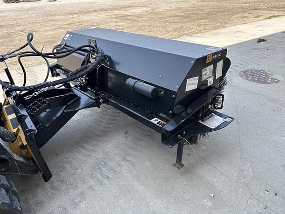 Image of John Deere BA84C equipment image 2