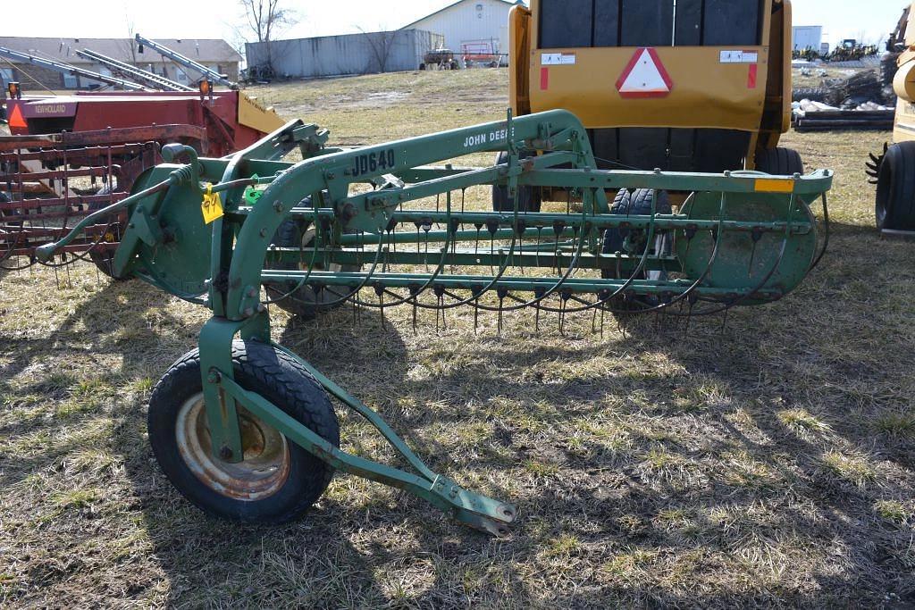 Image of John Deere 640 Image 0