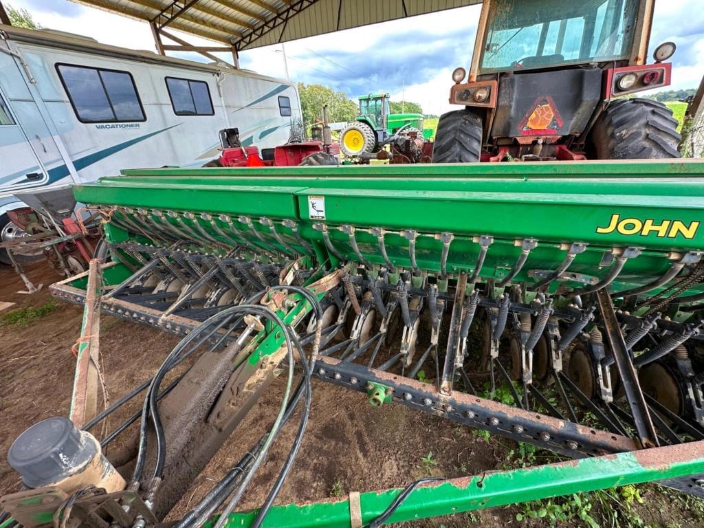 Image of John Deere BD1113 Primary image