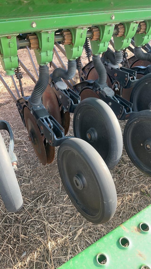 Image of John Deere BD1113 equipment image 2