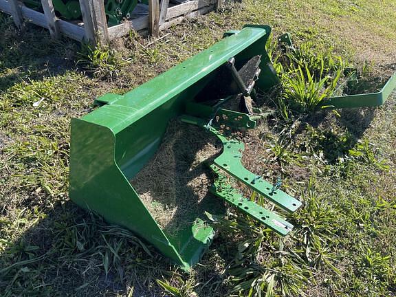 Image of John Deere Bucket equipment image 2