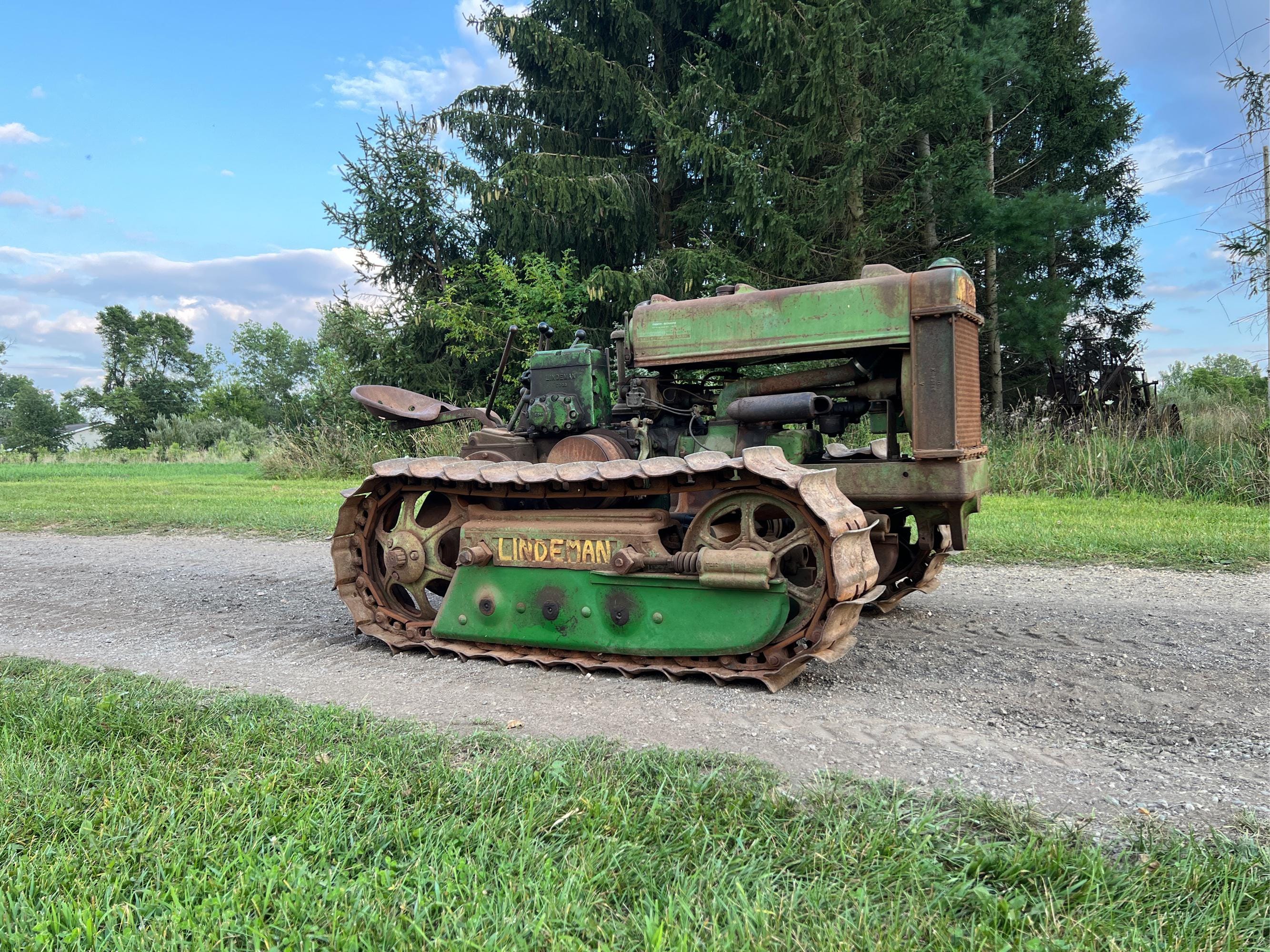 Main image John Deere B