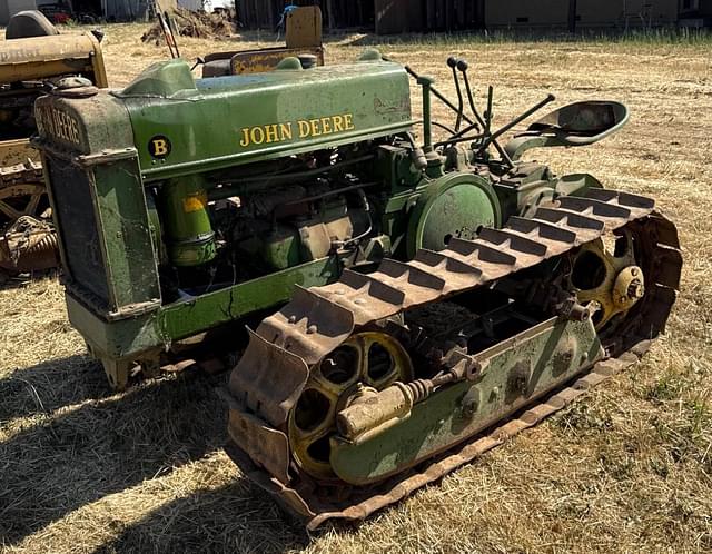 Image of John Deere B equipment image 1