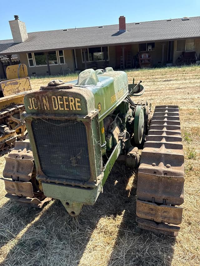 Image of John Deere B equipment image 4
