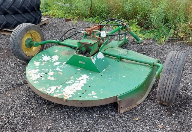 Image of John Deere 127 equipment image 2