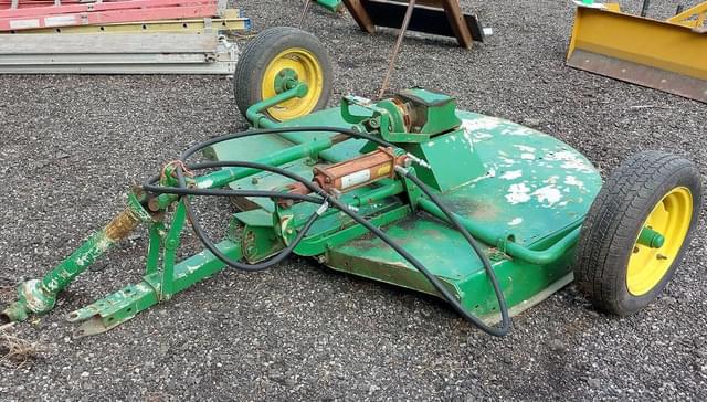Image of John Deere 127 equipment image 1
