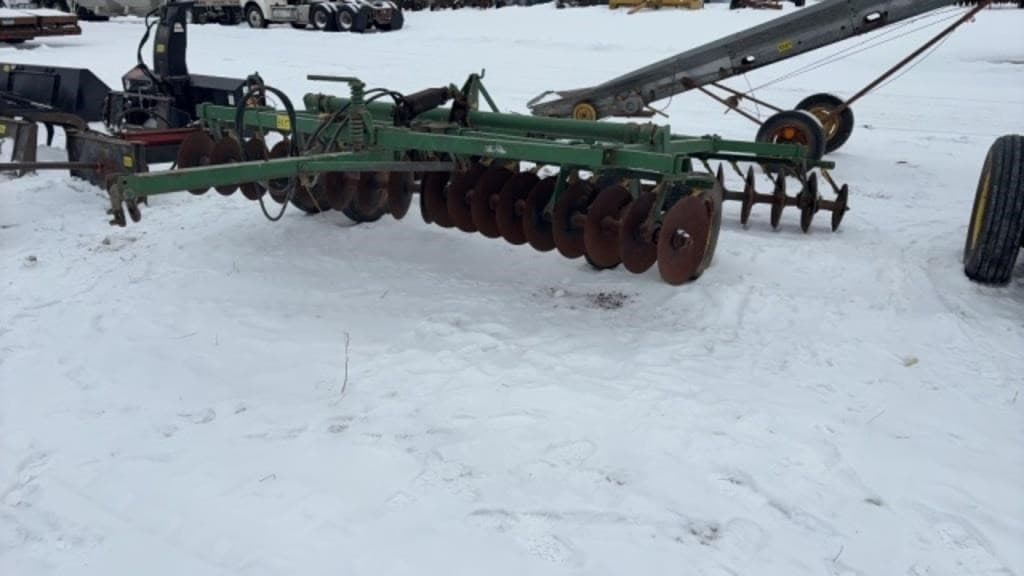 Image of John Deere BW Image 1