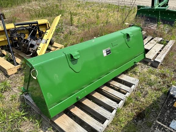 Image of John Deere Bucket Image 1