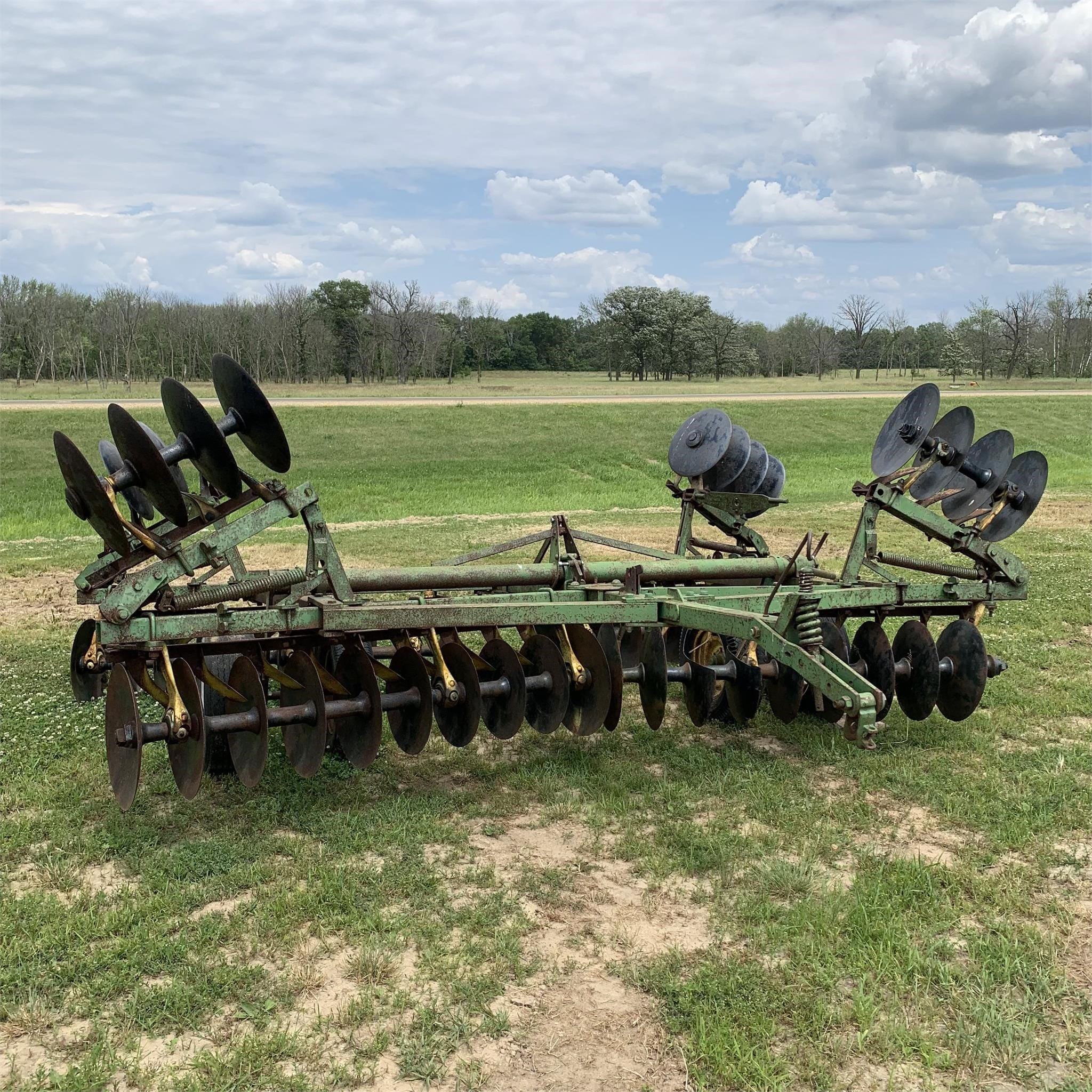 John Deere BWA Equipment Image0