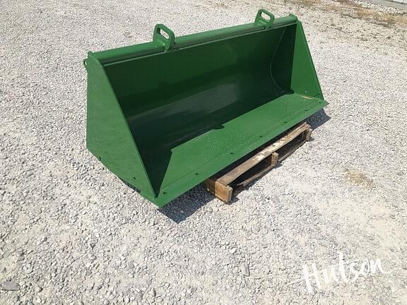 Image of John Deere Bucket Primary image