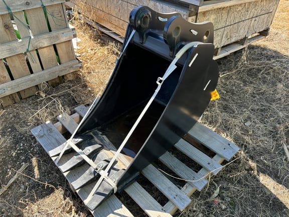 John Deere BYT11916 Equipment Image0