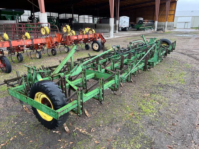 Image of John Deere C11 equipment image 2