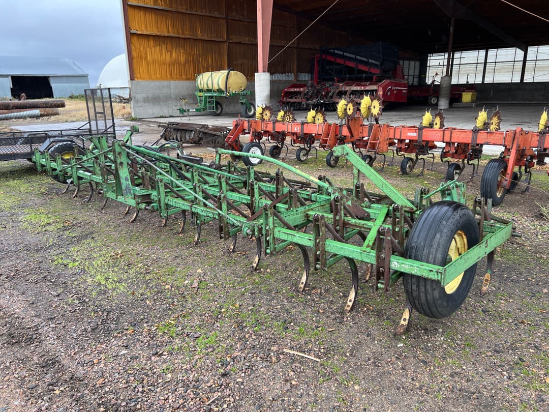 Image of John Deere C11 Primary image