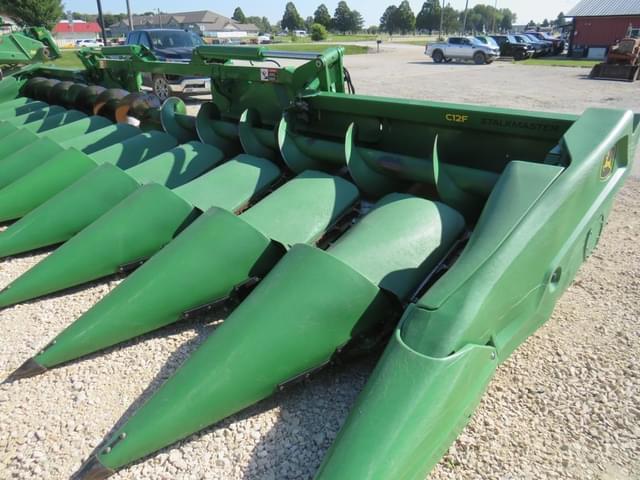 Image of John Deere C12F equipment image 3