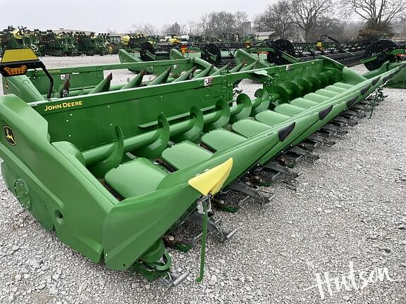 Image of John Deere C12R Primary image