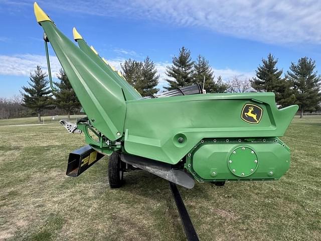 Image of John Deere C16F equipment image 1