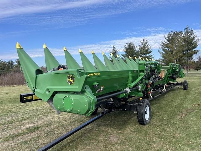 Image of John Deere C16F equipment image 2