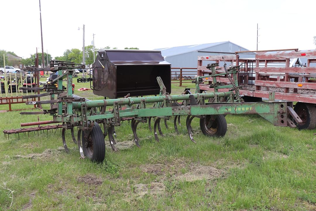 Image of John Deere C20 Image 0