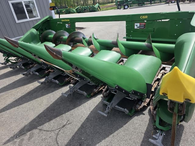 Image of John Deere C6R equipment image 3