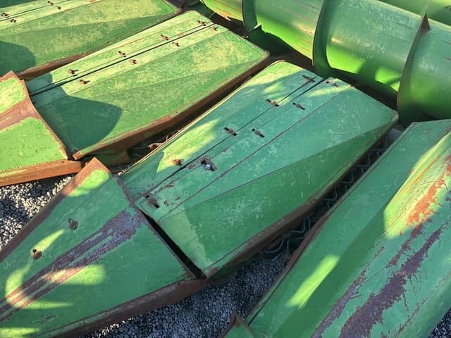 Image of John Deere C6R equipment image 2