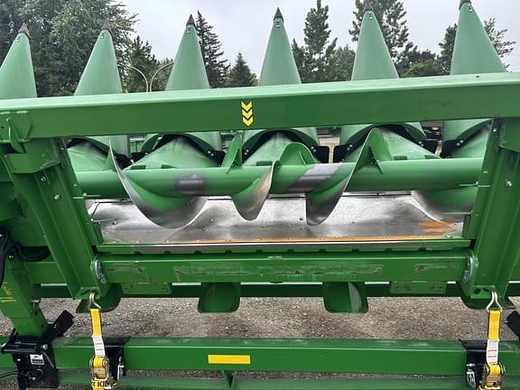 Image of John Deere C8R equipment image 1