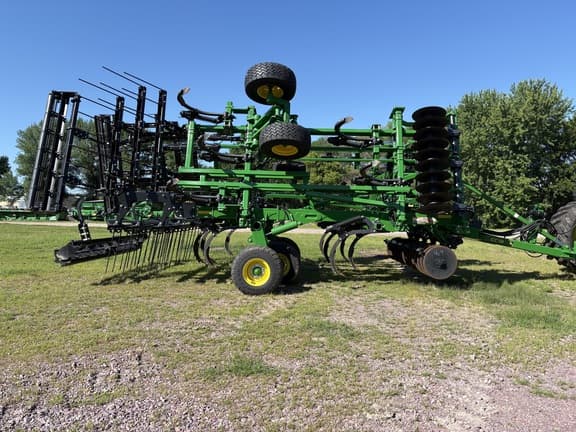 Image of John Deere CC19 Primary image