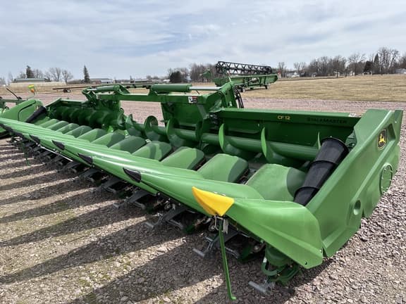 Image of John Deere CF12 equipment image 1