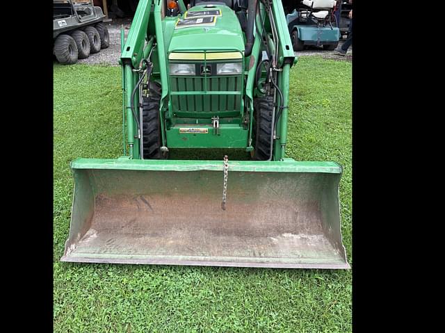 Image of John Deere 790 equipment image 2