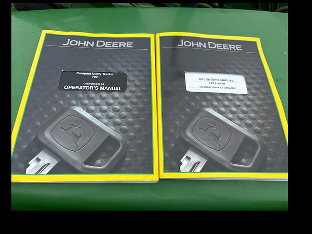 Image of John Deere 790 equipment image 4