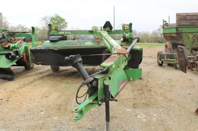 Image of John Deere 635 equipment image 3