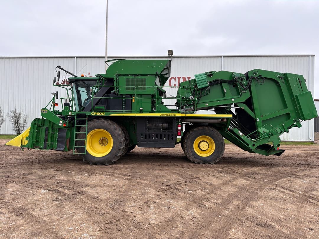 Image of John Deere CP690 Primary image