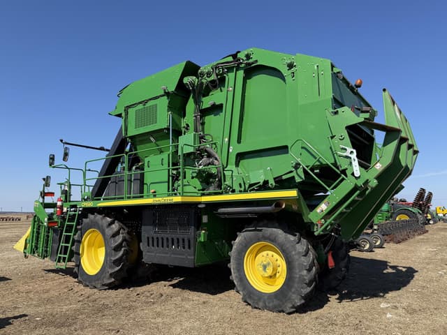 Image of John Deere CP690 equipment image 2