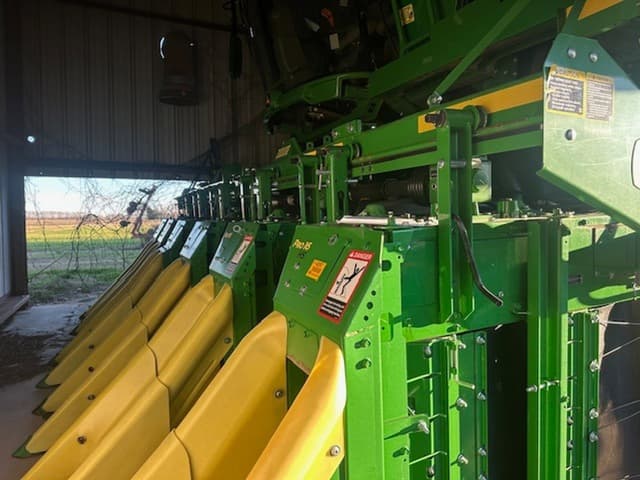 Image of John Deere CP770 equipment image 2