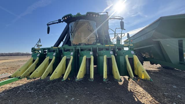 Image of John Deere CP770 equipment image 4