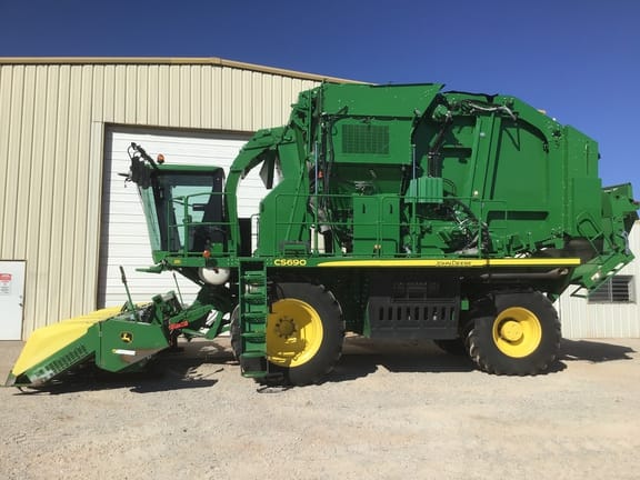 2018 John Deere CS690 Equipment Image0
