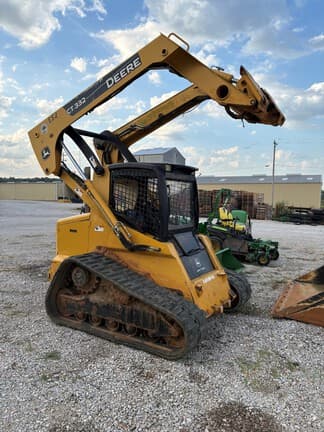 Image of John Deere CT332 Primary image