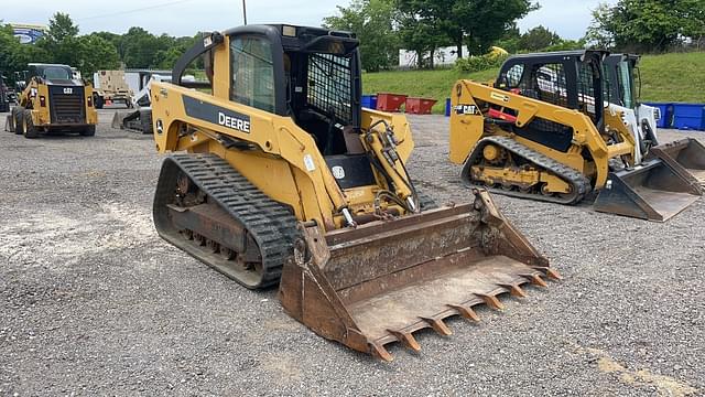Image of John Deere CT332 equipment image 2