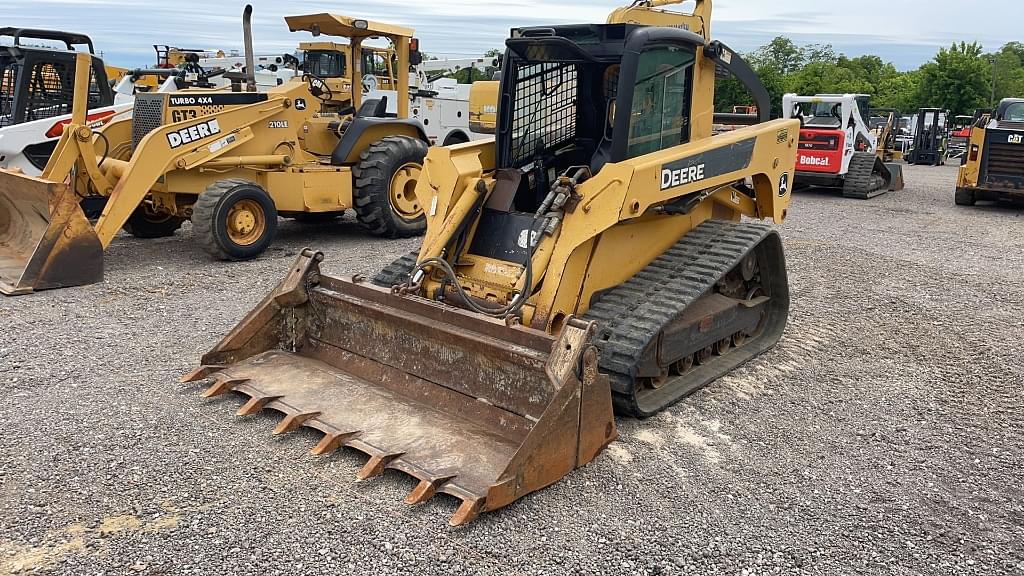 Image of John Deere CT332 Primary image