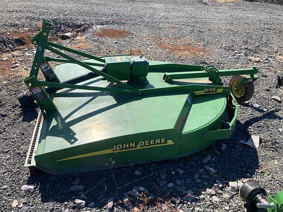 Image of John Deere MX6 equipment image 1