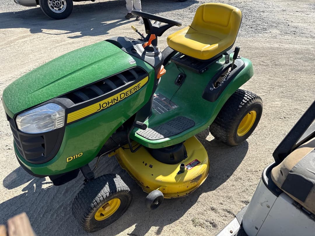 Image of John Deere D110 Primary image