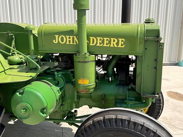 Image of John Deere D equipment image 4