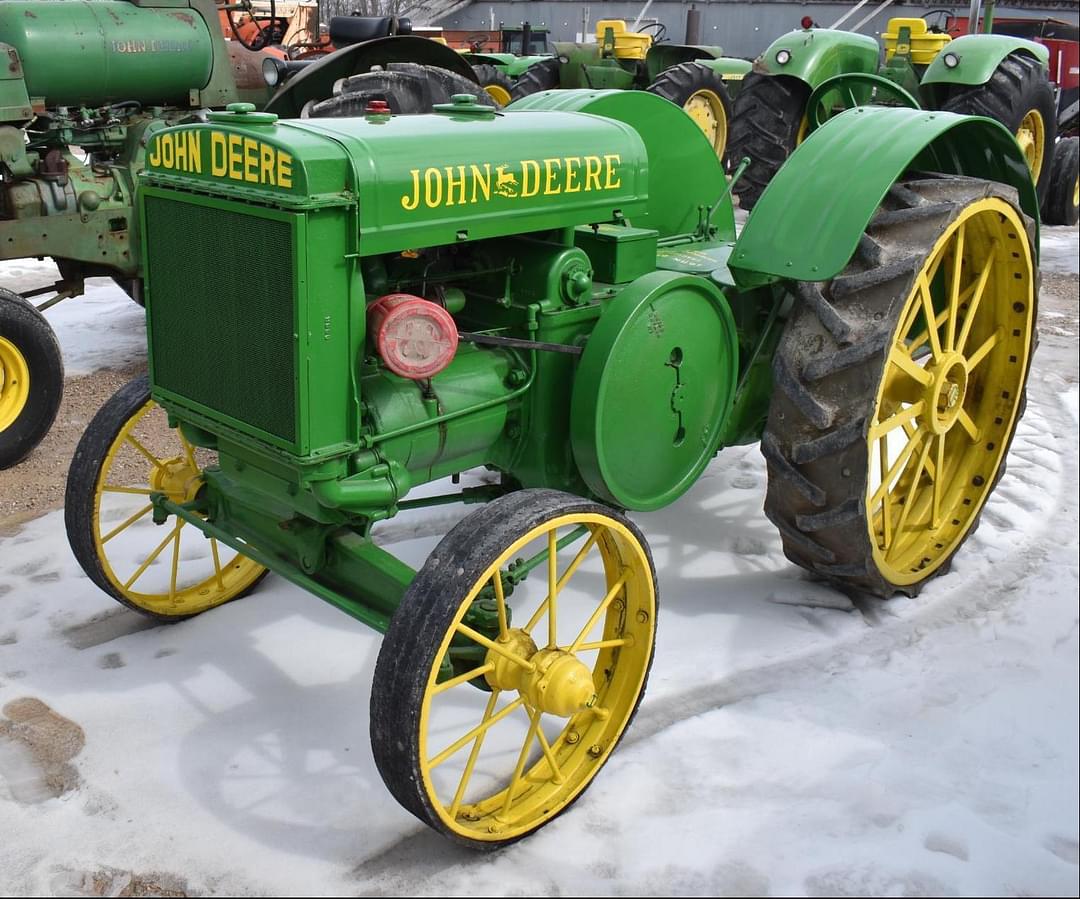 Image of John Deere D Primary image