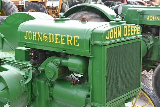 Image of John Deere D equipment image 2