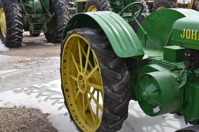 Image of John Deere D equipment image 4