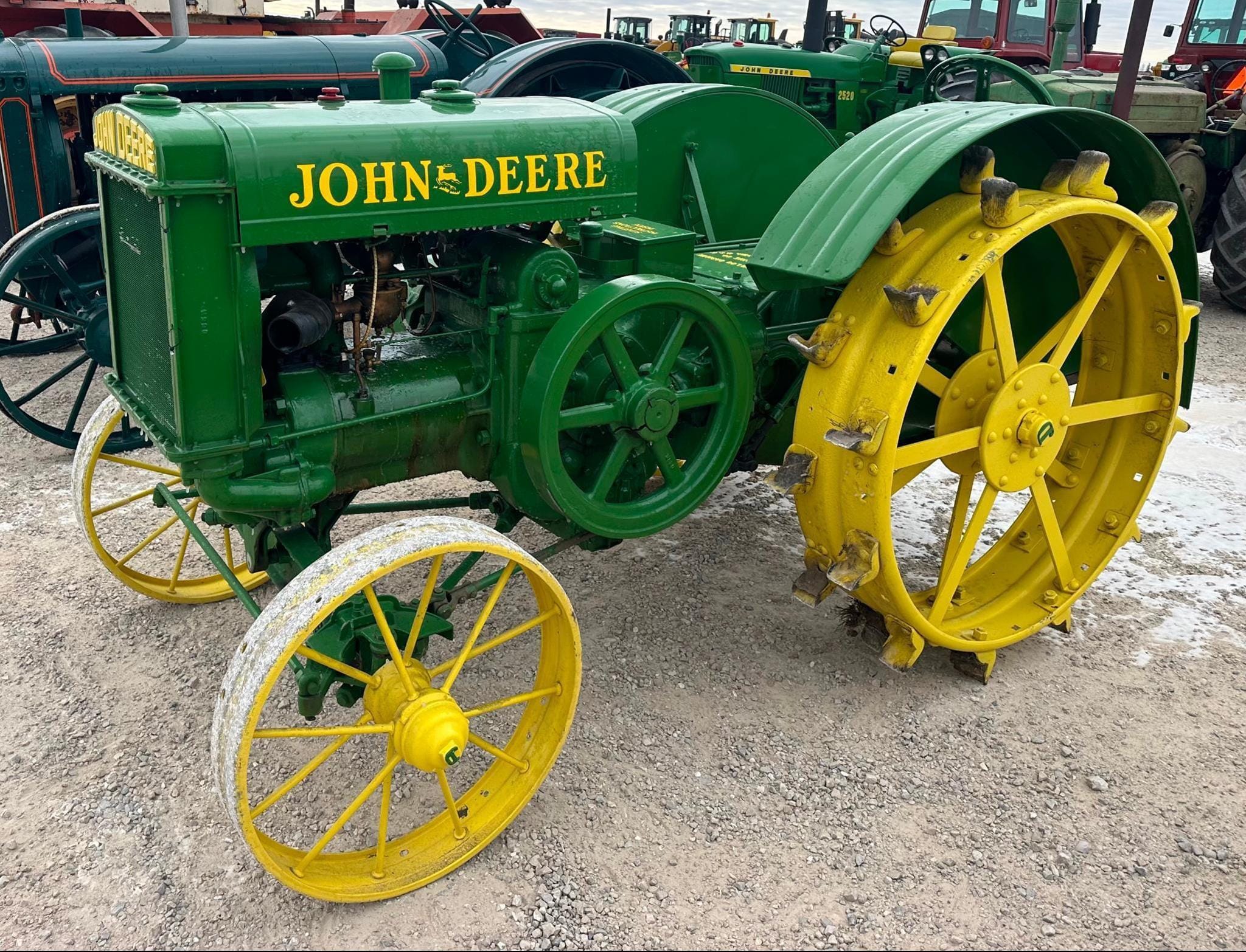 Main image John Deere D