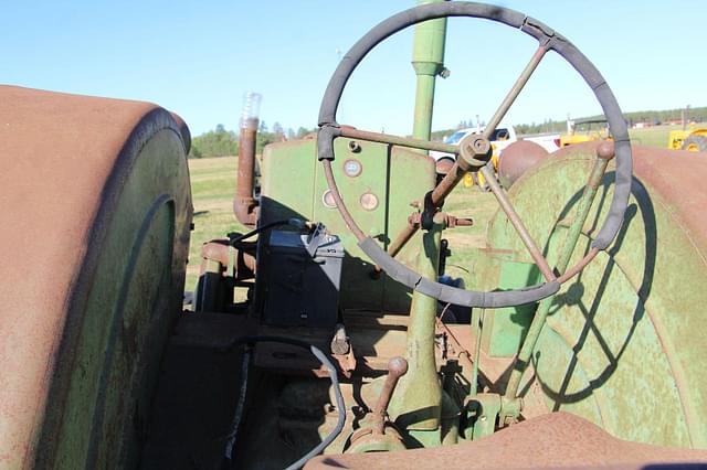 Image of John Deere D equipment image 3