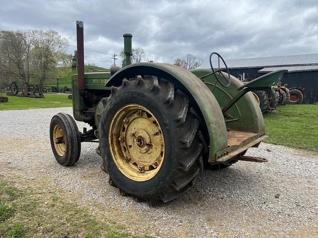 Image of John Deere D equipment image 4